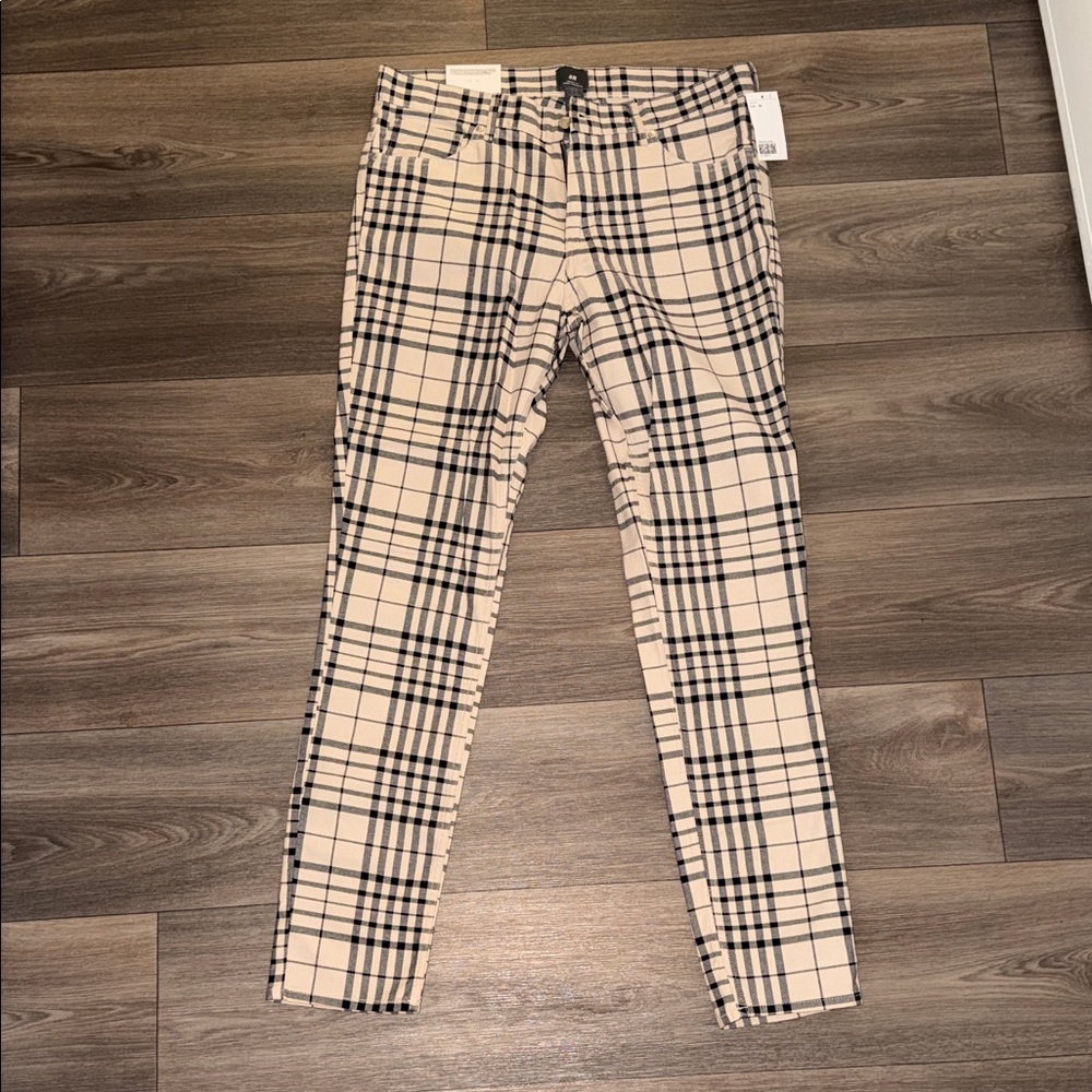 H&M Beige and Black Plaid Skinny Jeans